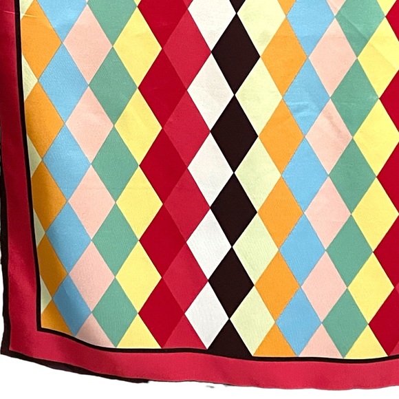 Gap Women’s Multicolored Geometric Print Shiny Satin Squared Scarf 30” - Picture 10 of 14